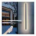 Solution lumineuse Noir et Blanc au dessin sobre en format applique murale 36W IP65 3000K