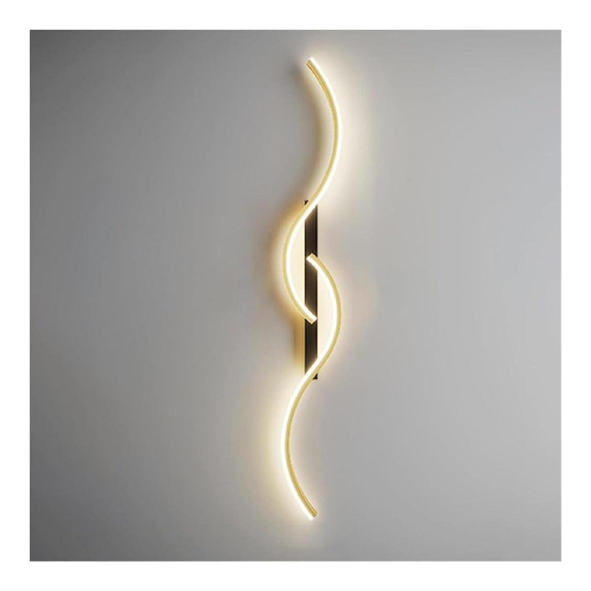 Solution lumineuse Ambre et Vert au dessin sobre en format applique murale W3-3749