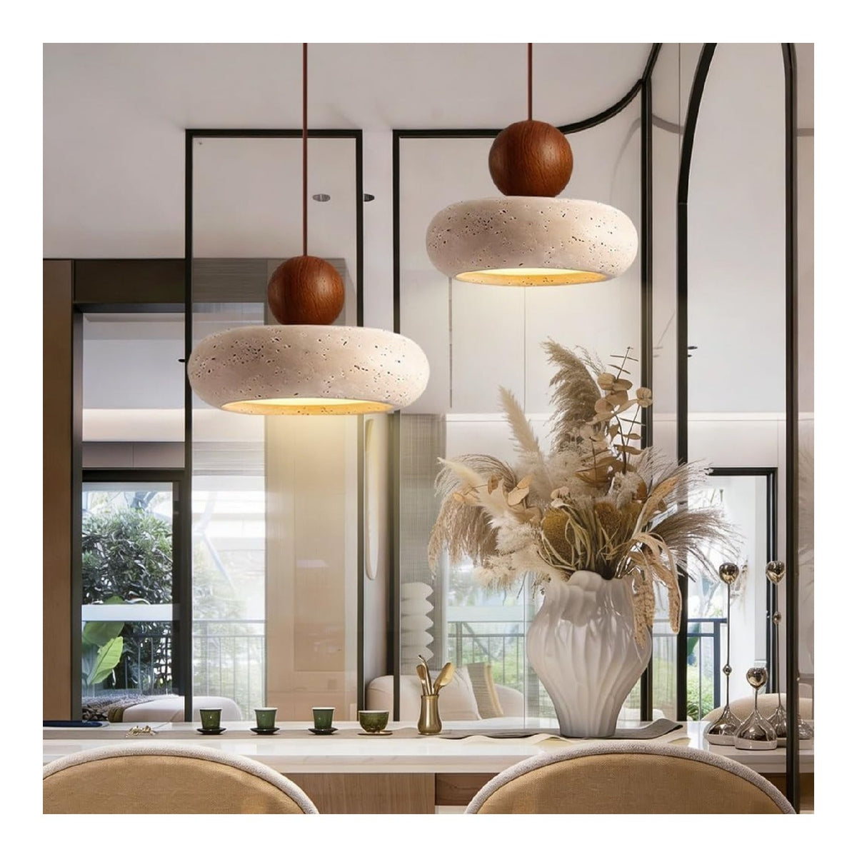 Suspension Ambre et Marron aux lignes epurees avec eclairage confortable